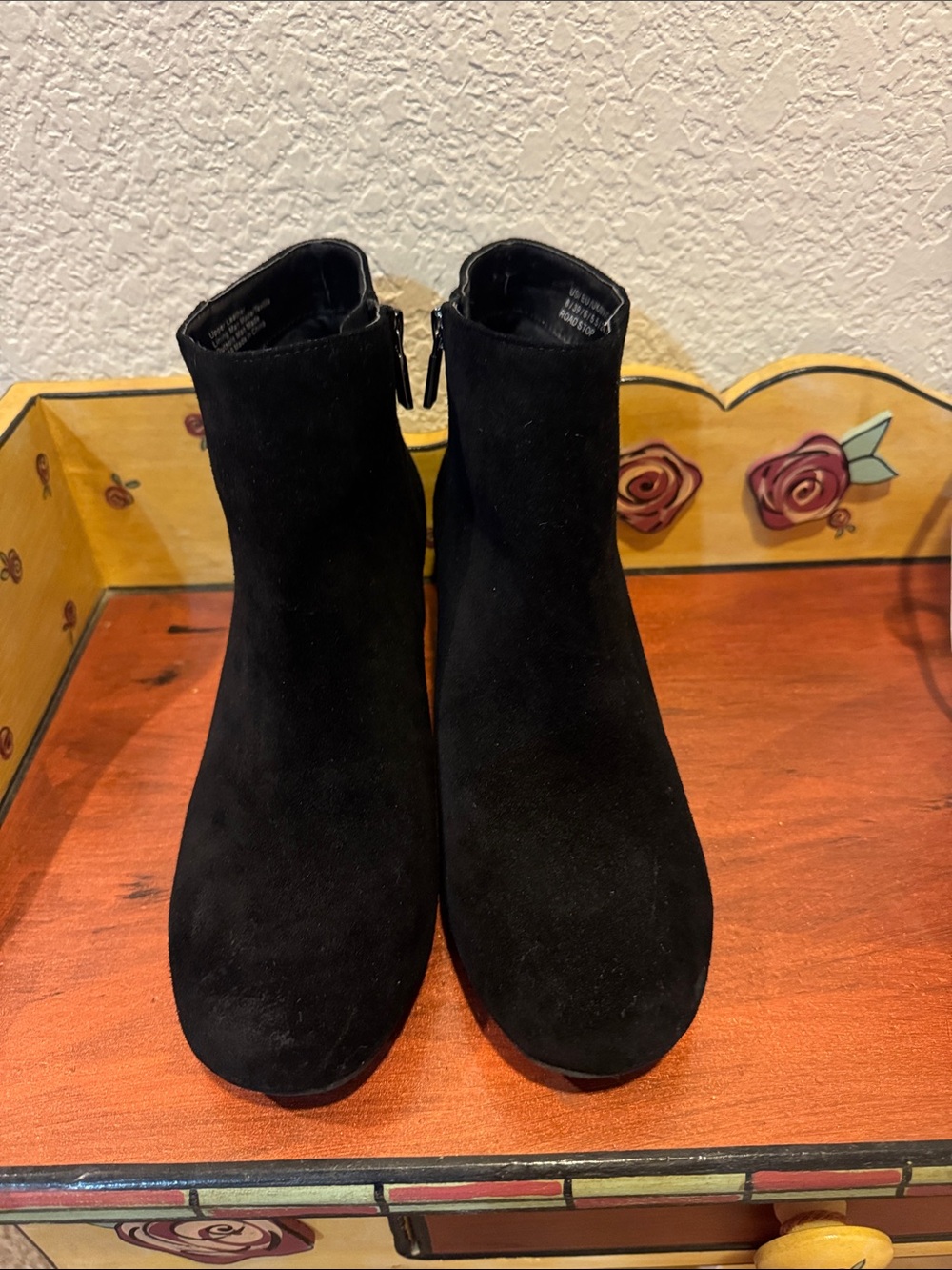 Kenneth Cole Roadstop Black Suede Ankle Boots